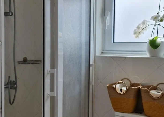 Casa Do Bairro - O Seu Refugio * Ponta Delgada