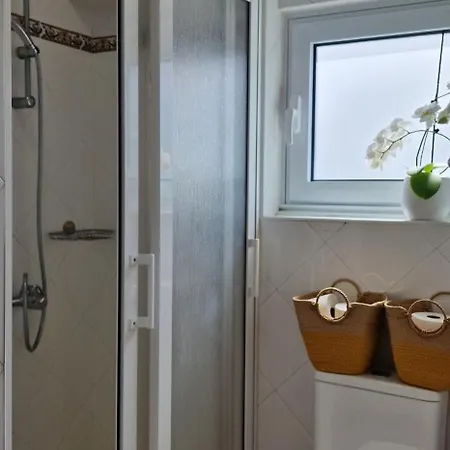 Casa Do Bairro - O Seu Refugio * Ponta Delgada