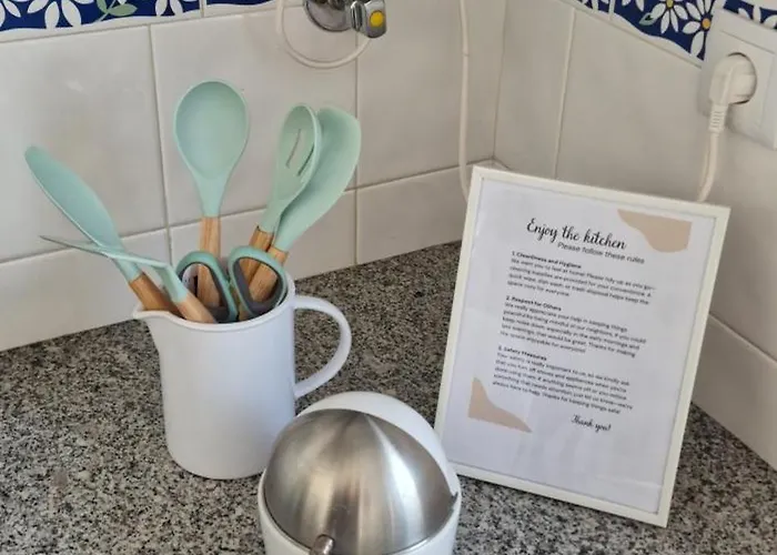 Casa Do Bairro - O Seu Refugio Ponta Delgada